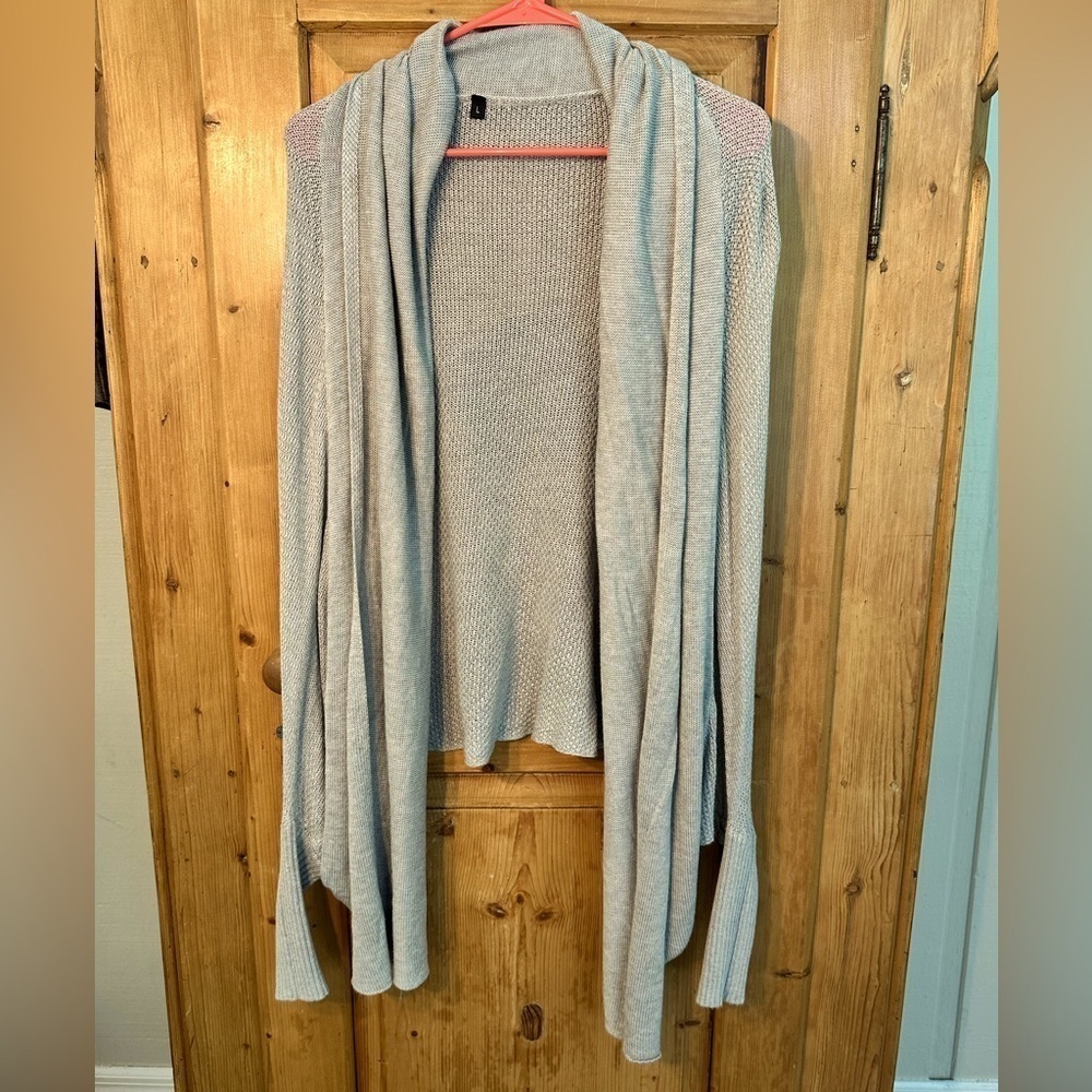 🎉Yoga Sweater - Cozy, Open And Very Wrappable Size Large